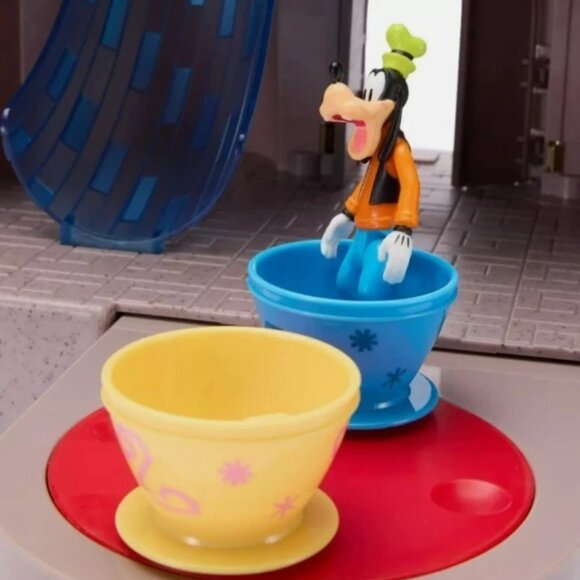 Disney Parks Disneyland Sleeping Beauty Castle light & Fireworks Sound Play Set - Picture 7 of 10